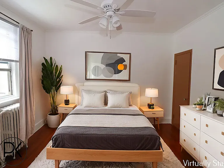 597 Leonard St #3R — Photo 8