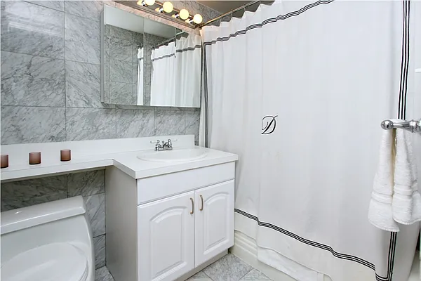 Rented by Corcoran | media 17