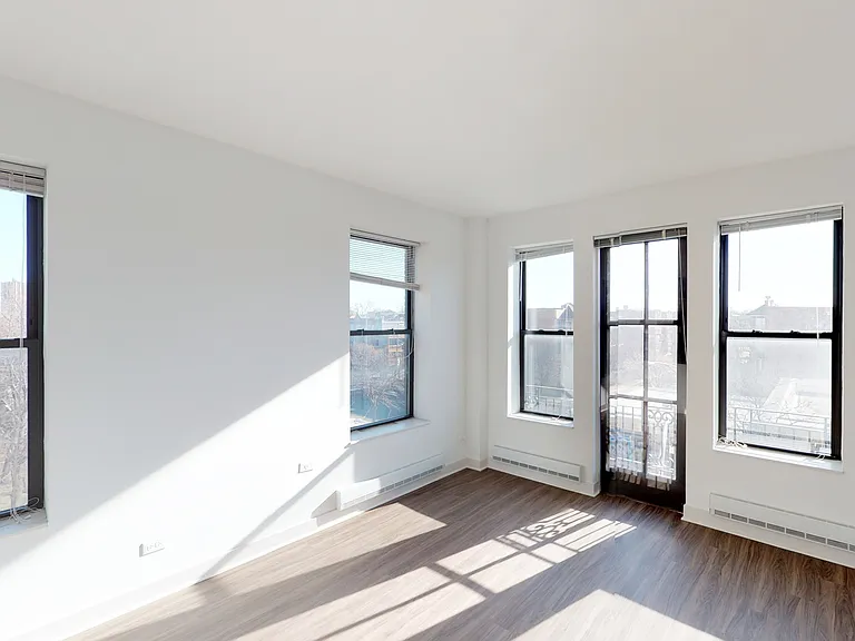 Dining/Living room