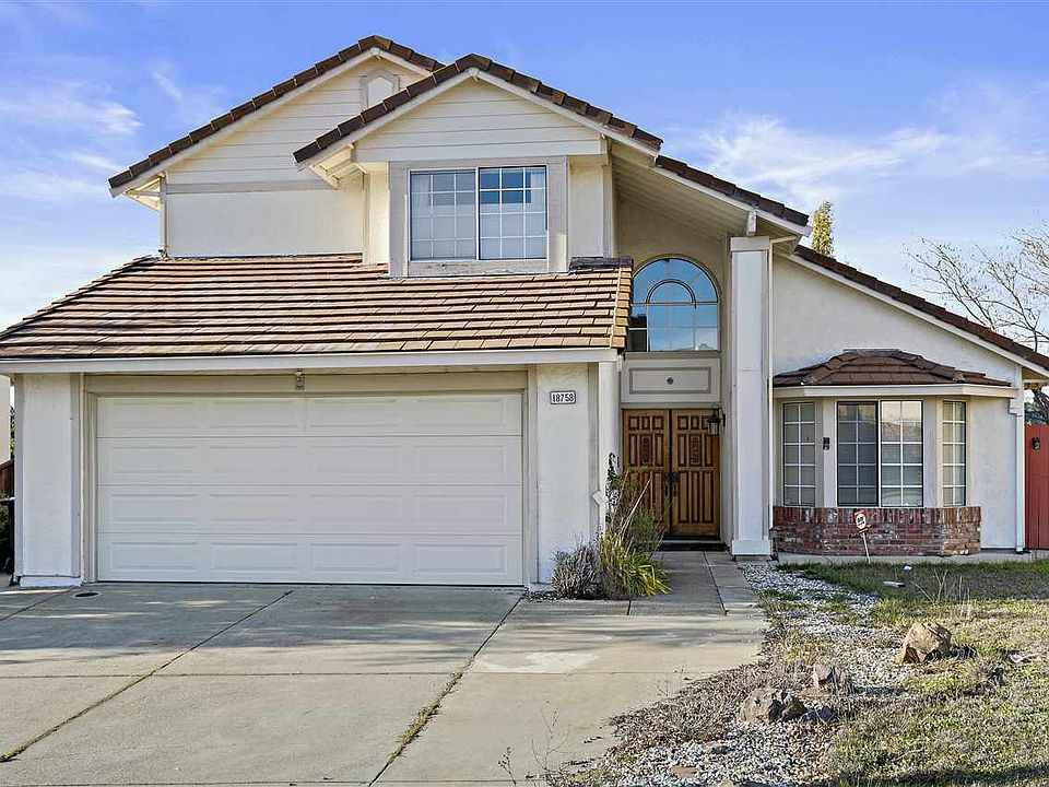 2nd image of 18758 Mount Lassen Dr