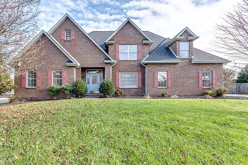 1st image of 3332 Bridlebrooke Dr