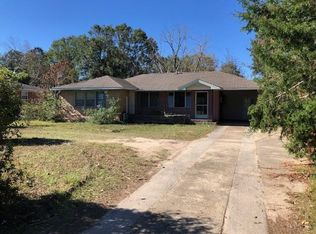 6017 Sanders St, Pensacola, FL 32504