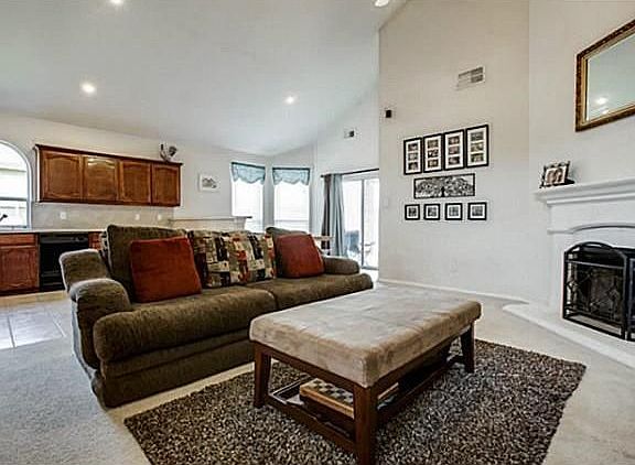 3rd image of 10600 Big Oak Dr
