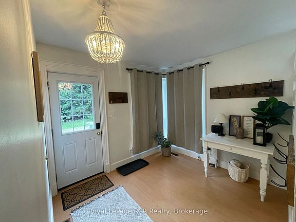 5th image of 121 Collingwood St