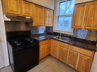 825 1st Pl FLOOR 1, Plainfield, NJ 07060