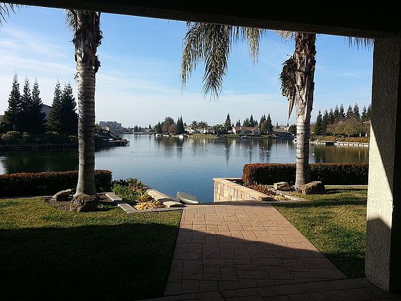 3rd image of 3449 Mesa Verde Cir