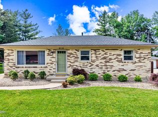 8110 Florist Rd, Louisville, KY 40228