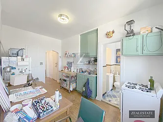 Rented by ZealEstate Group Inc
