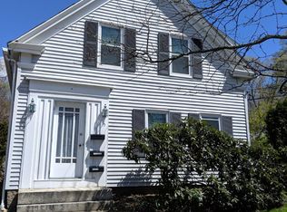 15 Grove St #1, Hopkinton, MA 01748