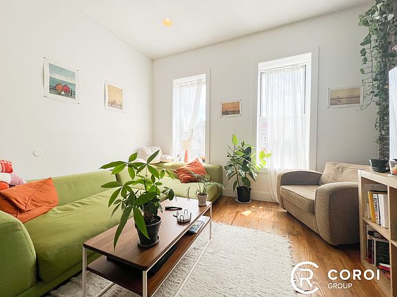 2nd image of 909 Jefferson Ave APT 3L