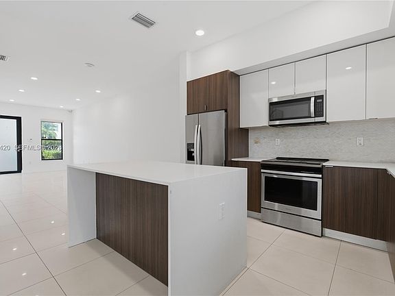 3rd image of 11756 SW 106th Ter