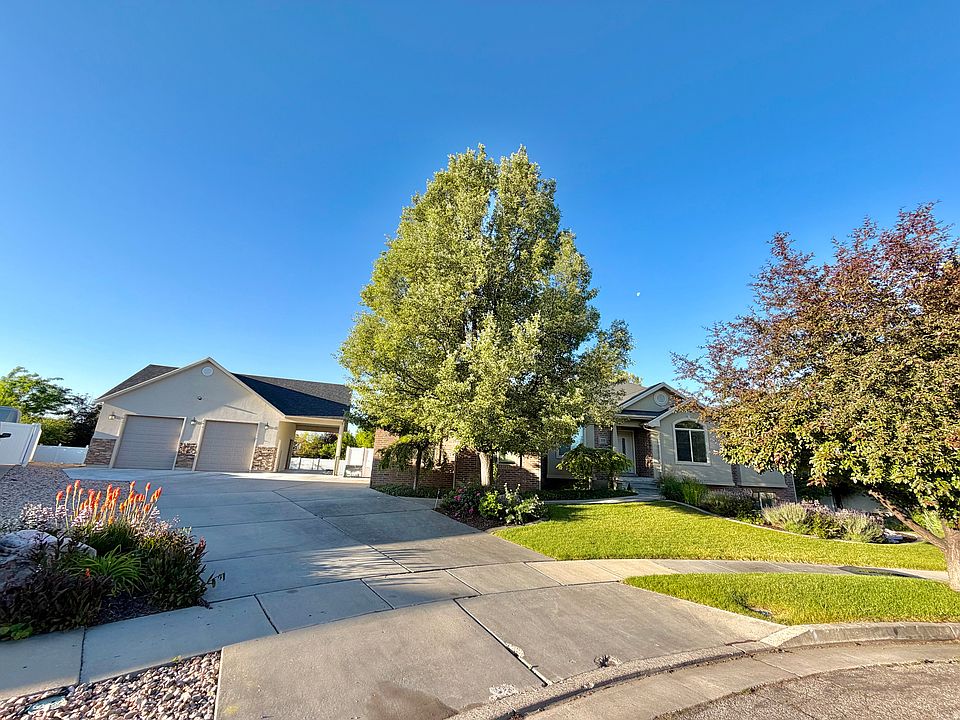 1st image of 2525 S 1375 W