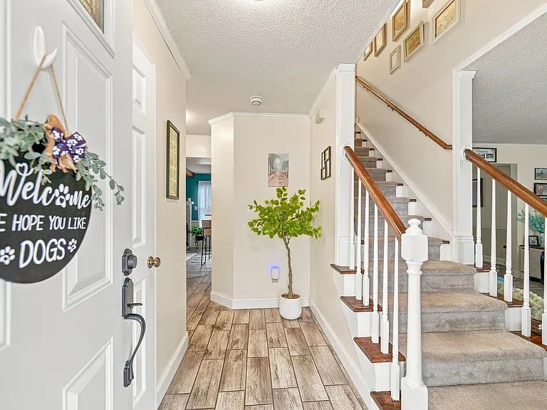 3941 Terrywood Dr — Photo 2