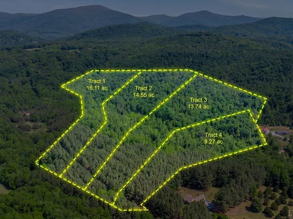 1 Foxfire Ln, Bedford, VA 24523