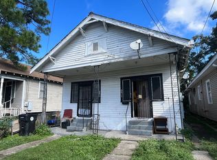 8817 Apple St, New Orleans, LA 70118