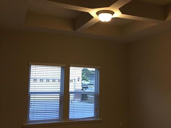 3rd image of 907 Bent Creek Dr