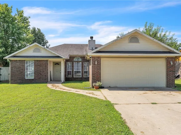 2802 W Sunset Dr, Rogers, AR 72756