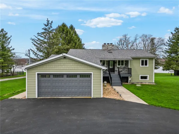 252 Latonka Dr, Mercer, PA 16137