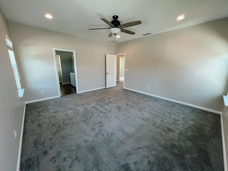 2246 Eagle Perch Pl — Photo 24