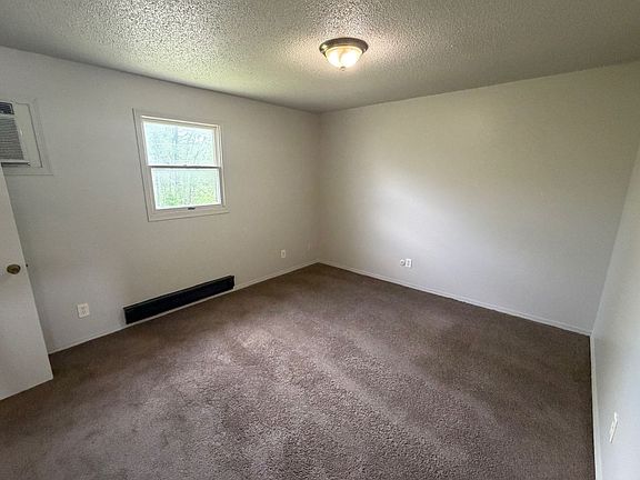 4th image of 115 Jerome Ln APT 3