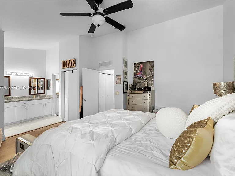 2420 SW 87th Way — Photo 26