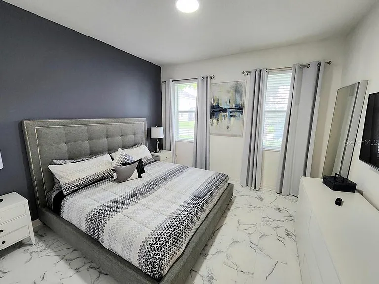 3810 Oakville Ave — Photo 9