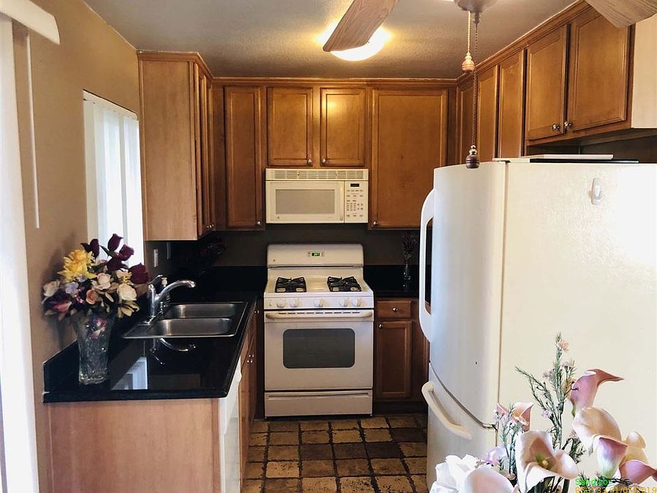 1st image of 522 Calle Montecito Unit 119