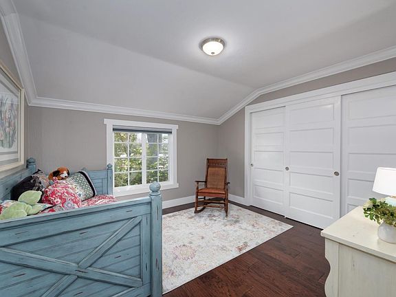 4th image of 2473 Lost Oaks Dr