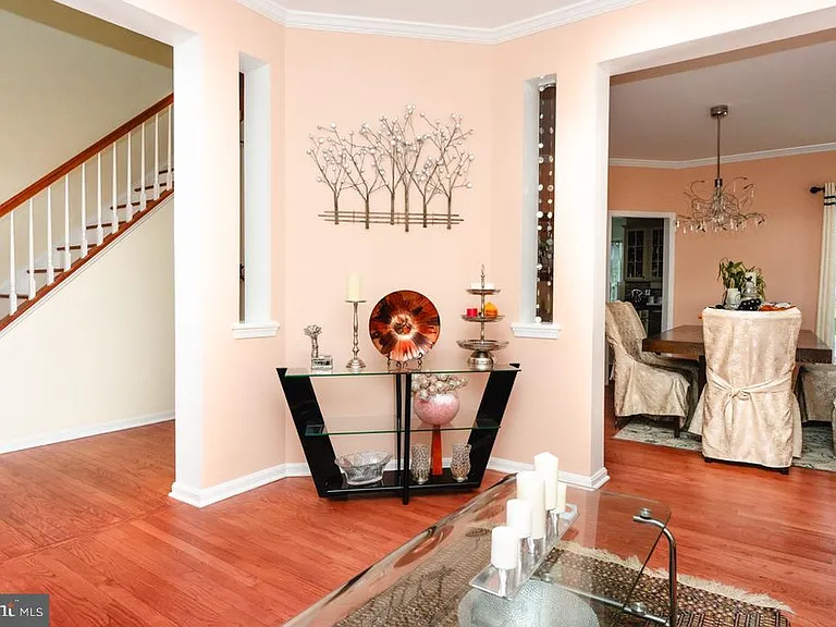 18278 Maple Spring Ct — Photo 7