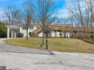 2091 Herman Ct, York, PA 17406