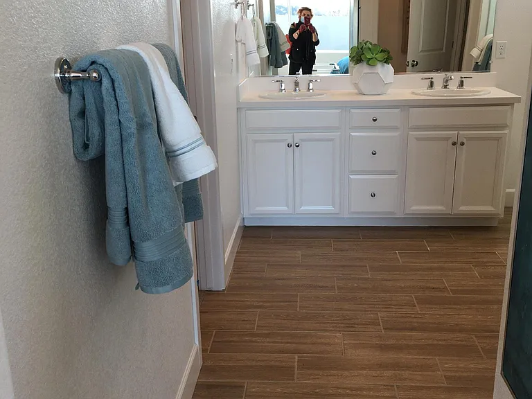 5608 Howell Mountain Ln — Photo 20
