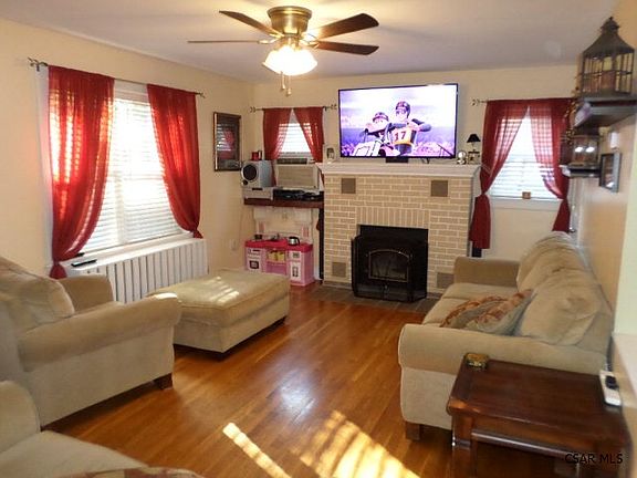 2nd image of 9 Celeste Dr