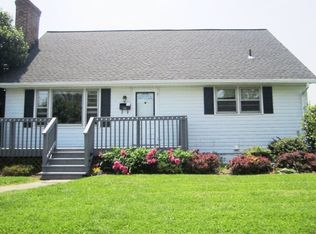 1628 Monroe St, Waynesboro, VA 22980