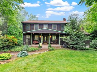 136 Wheeler Rd, Monroe, CT 06468