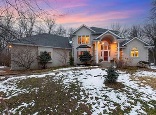 26335 Peach Cir, Shorewood, MN 55331