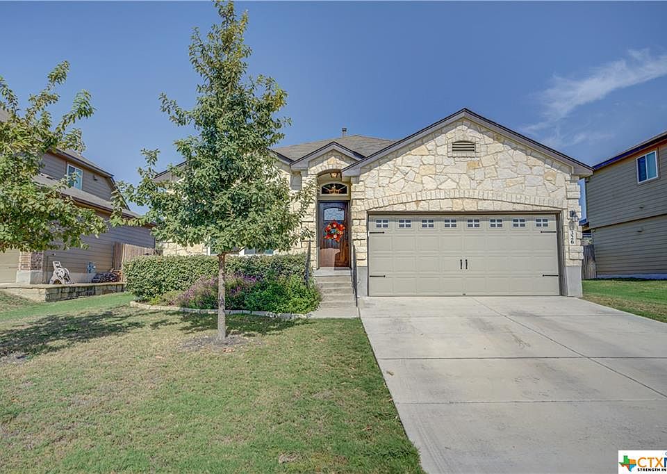 1st image of 326 Oak Creek Way
