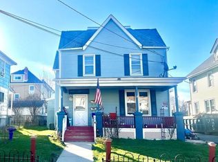 17 Broad St APT 2, Middletown, NY 10940