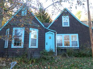 263 Old Glenwood Rd, West Falls, NY 14170