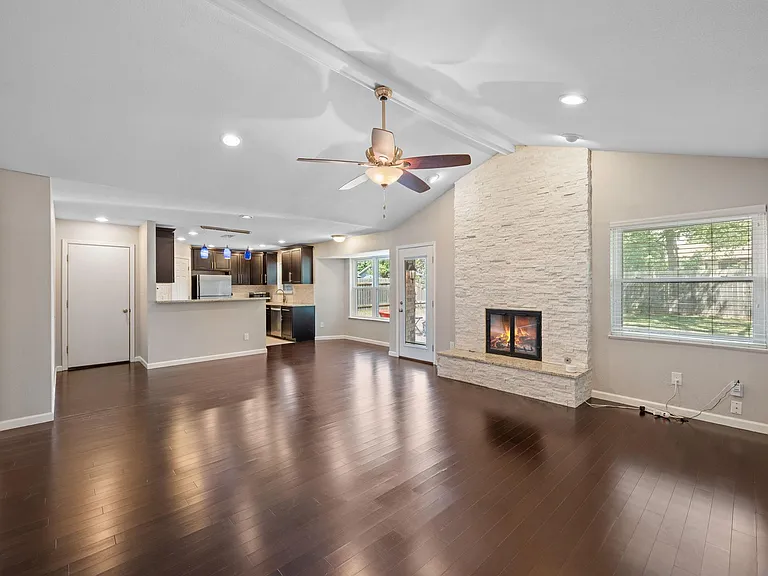 8511 Daleview Dr — Photo 8