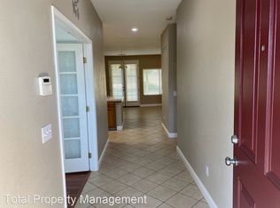 806 W James Ct, Visalia, CA 93277