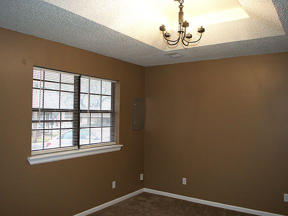 5th image of 413 Winner Ave Unit B