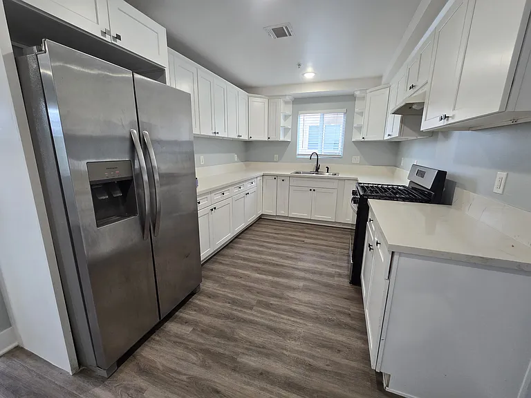 3527 1/2 Percy St #1/2 — Photo 5