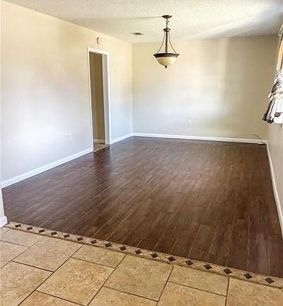 3rd image of 2529 Romig Dr