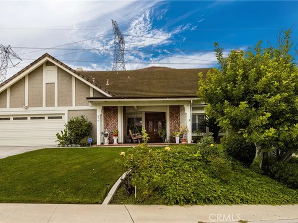 676 S Pathfinder Trl, Anaheim, CA 92807