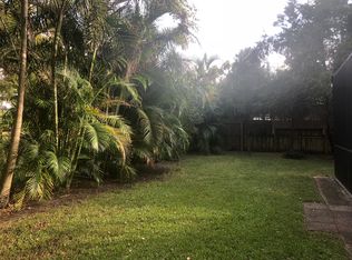 1314 Hillside Dr, Tarpon Springs, FL 34689