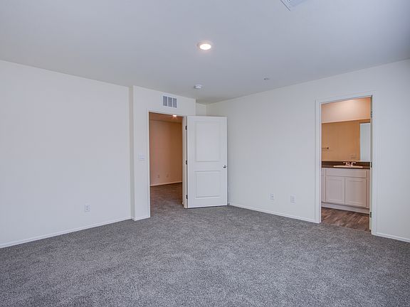 5th image of 4949 Fern Mesa Ave