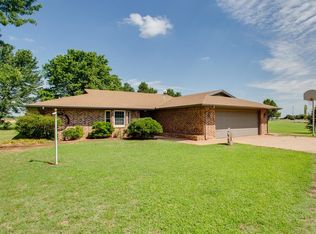 4606 S Covered Wagon Trl, Enid, OK 73701