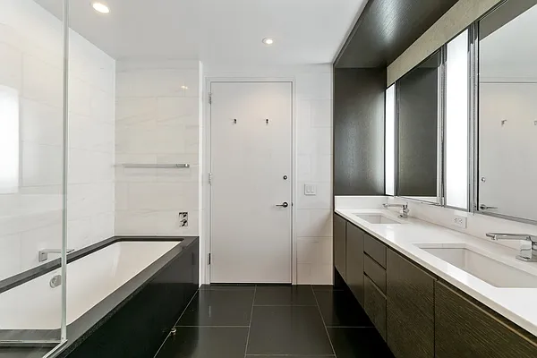 Rented by Compass | media 21