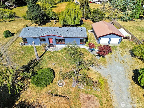 4th image of 284 S Scott Drive