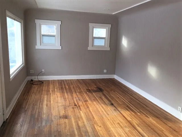 107 Lincoln St — Photo 6